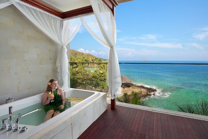Candi Beach Villas