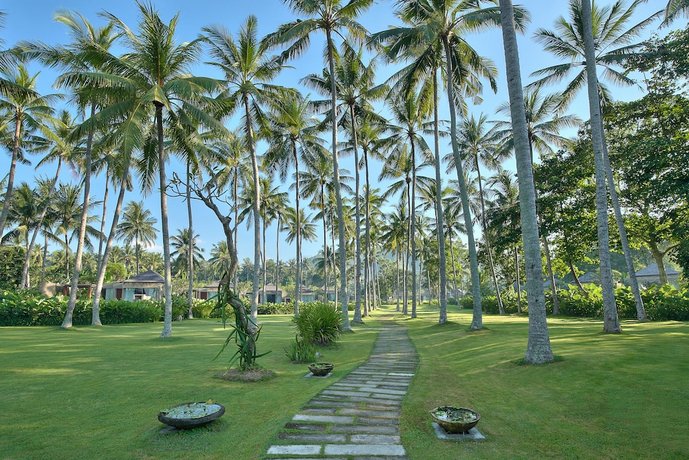 Candi Beach Villas