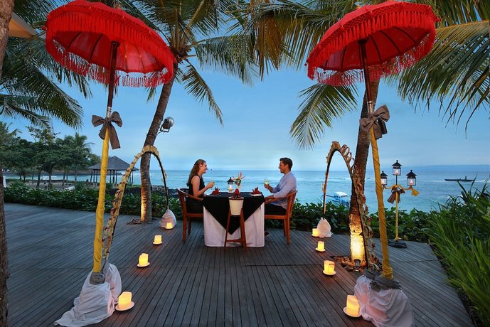 Candi Beach Villas