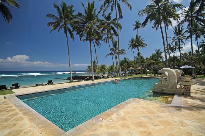 Candi Beach Villas