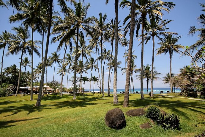 Candi Beach Villas