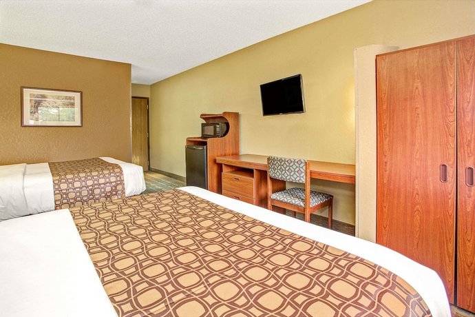 Microtel Inn & Suites by Wyndham Mason