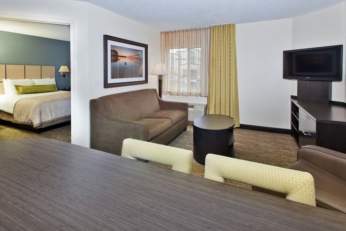 Candlewood Suites Philadelphia - Willow Grove