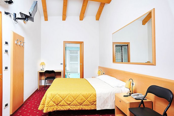 Hotel Doria Nago-Torbole
