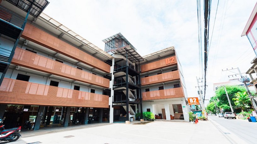 B2 Santitham Hotel