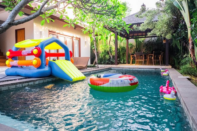 Desa Di Bali Villas