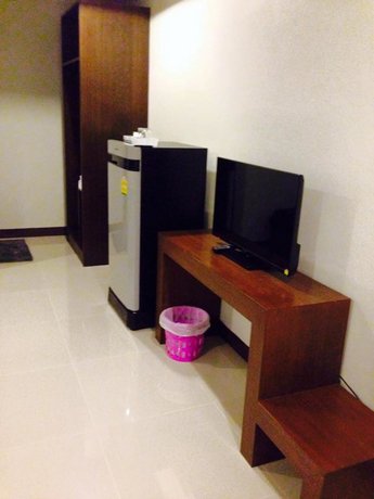 Room Riverside