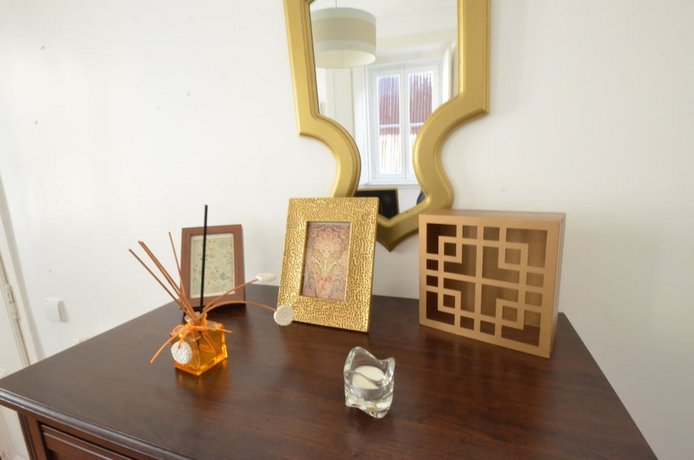 The Color Suites & Rooms