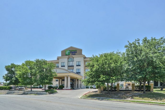 Holiday Inn Express & Suites San Antonio NW-Medical Area