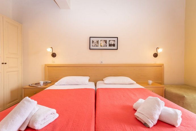 Opera Blue Hotel