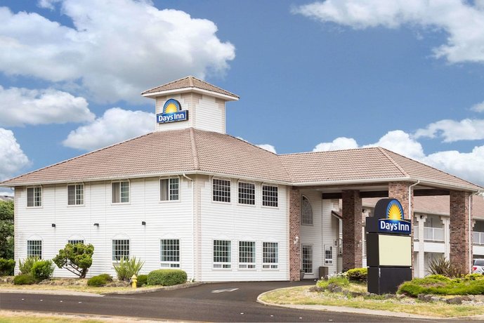 Days Inn by Wyndham Ocean Shores