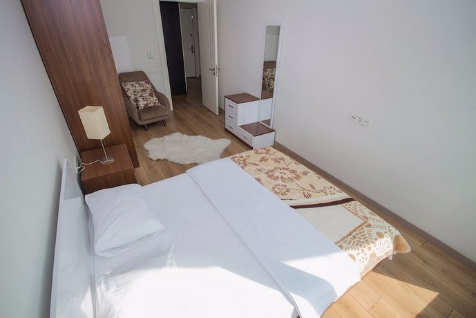 Koza Suites Apartments