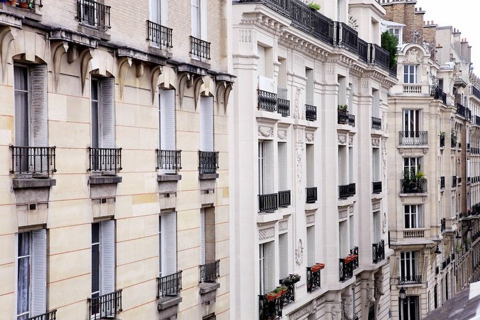Hotel Saint-Louis Marais, Paris - Compare Deals