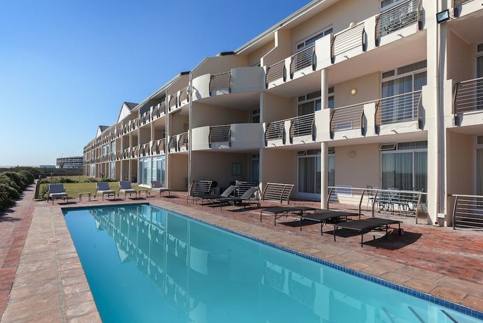 Leisure Bay 306 by CTHA