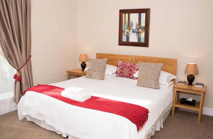 Bell Rosen Guesthouse & Conference Centre