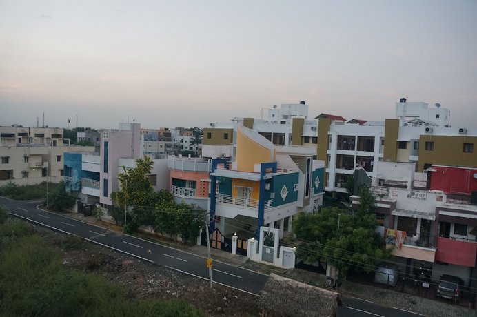 Lotels Hotel