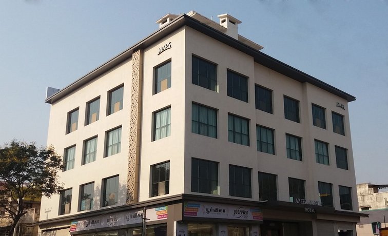 Azeez Avenue Hotel