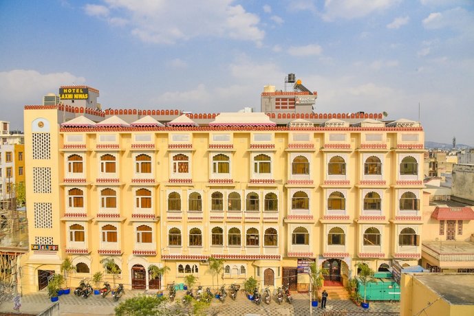 Hotel Laxmi Niwas