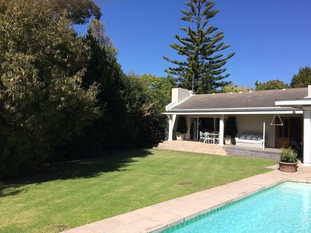 Homestay - Homestay - Camelot in Constantia
