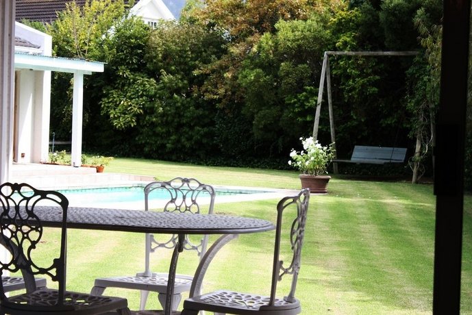 Homestay - Homestay - Camelot in Constantia