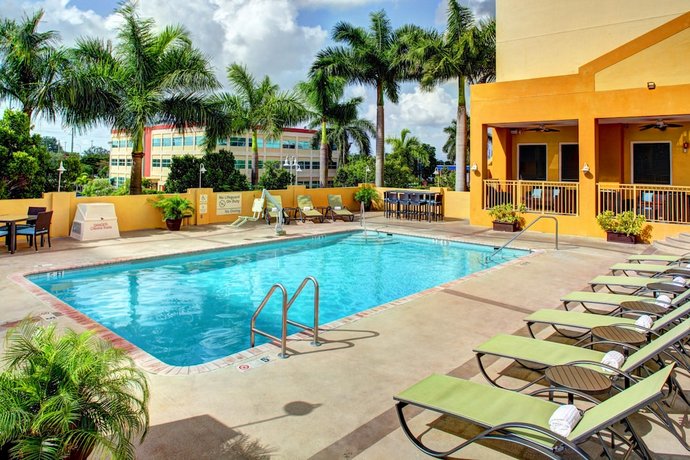 Hampton Inn & Suites Miami Airport South/Blue Lagoon