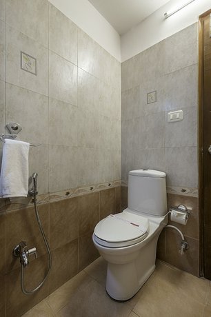 Treebo Trend Woodsvilla Suites Bapu Nagar