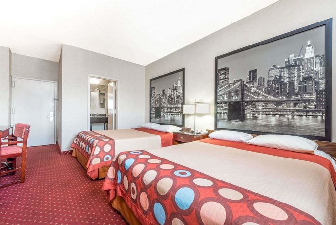 Super 8 by Wyndham North Bergen NJ NYC Area