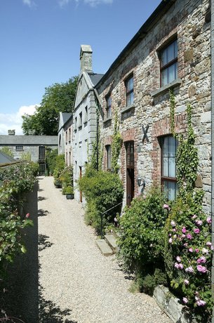 Cabra Castle Hotel