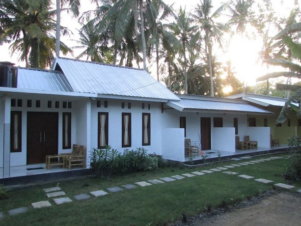 OYO 1662 Zury Residence