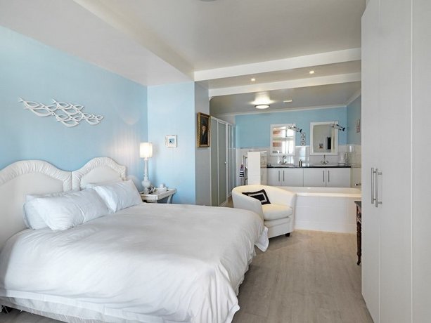 Surferscorner Self Catering Apartments