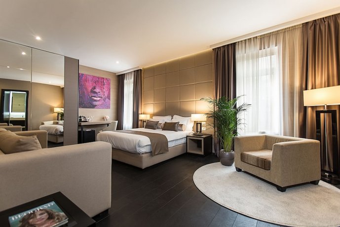 Dominic Smart & Luxury Suites - Republic Square