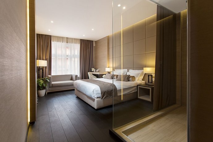 Dominic Smart & Luxury Suites - Republic Square