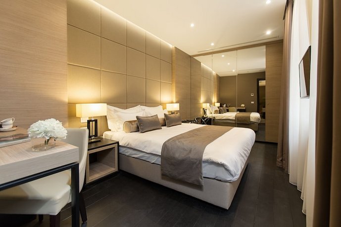 Dominic Smart & Luxury Suites - Republic Square