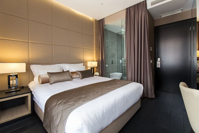 Dominic Smart & Luxury Suites - Republic Square