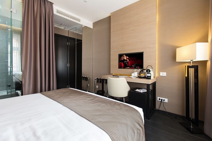 Dominic Smart & Luxury Suites - Republic Square