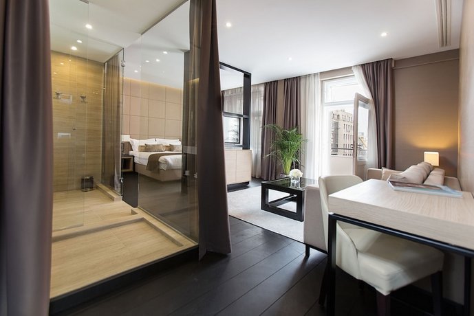 Dominic Smart & Luxury Suites - Republic Square