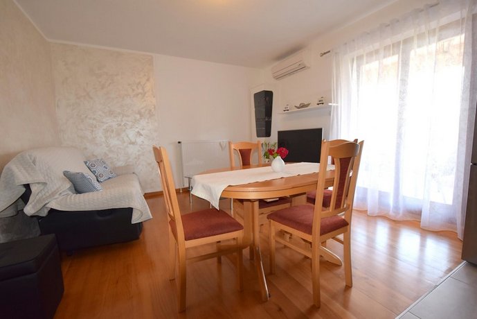 Apartments Prendivoj