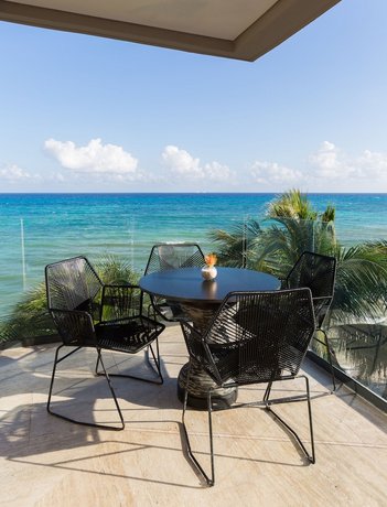 Thompson Beach House