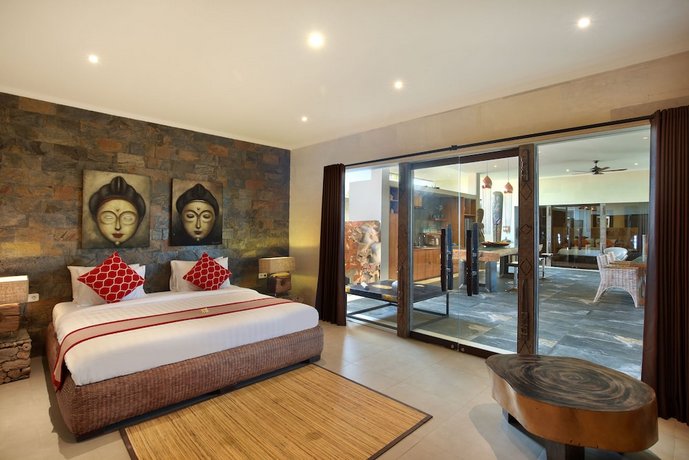 XXL Seminyak Sunset Boutique Villa