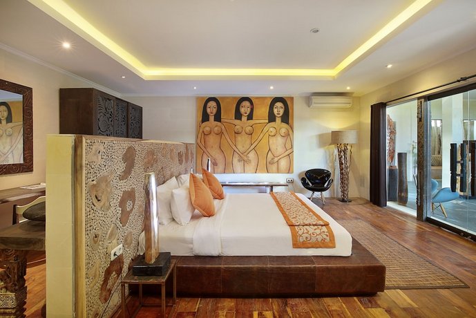 XXL Seminyak Sunset Boutique Villa