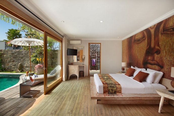 XXL Seminyak Sunset Boutique Villa