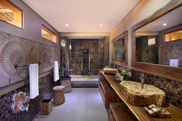 XXL Seminyak Sunset Boutique Villa