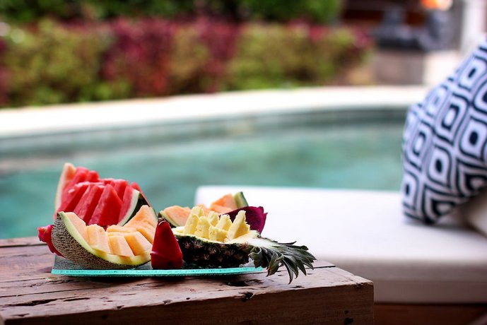 XXL Seminyak Sunset Boutique Villa