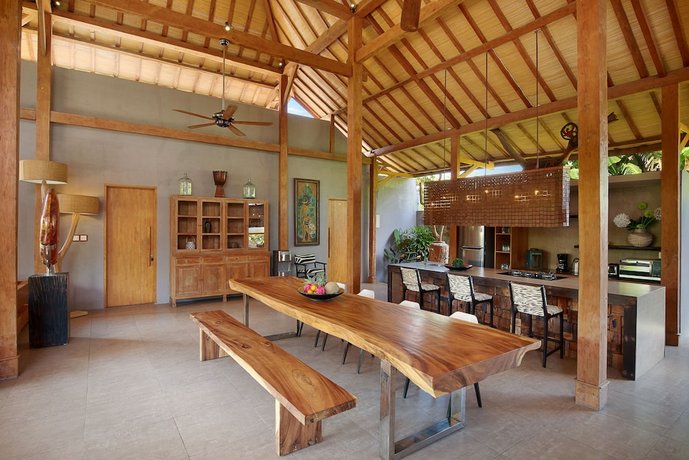 XXL Seminyak Sunset Boutique Villa