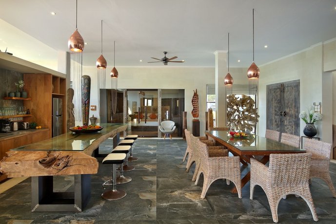 XXL Seminyak Sunset Boutique Villa