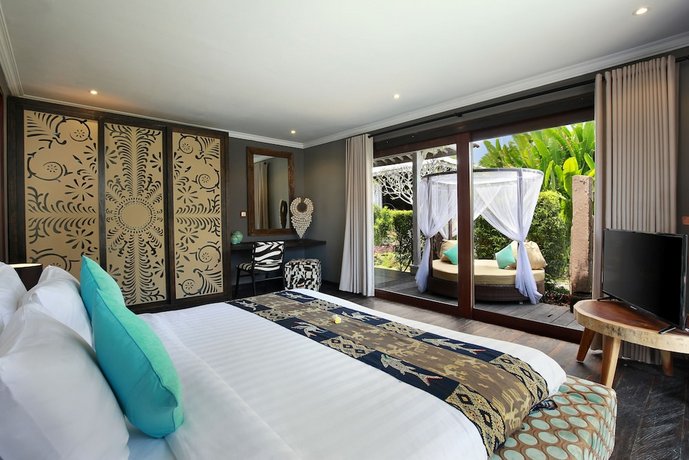 XXL Seminyak Sunset Boutique Villa