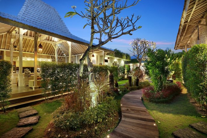 XXL Seminyak Sunset Boutique Villa