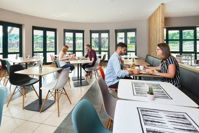 Ibis Dinant Centre