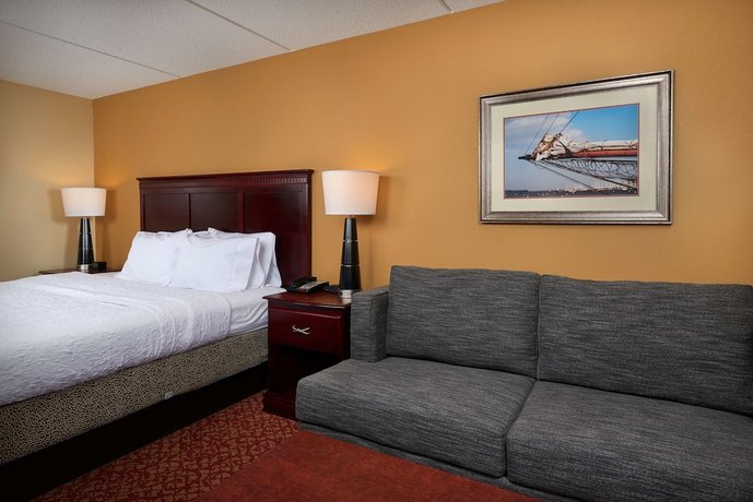 Hampton Inn Newport News - Victory Boulevard