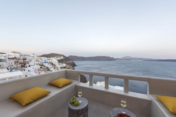 Caldera Houses Oia